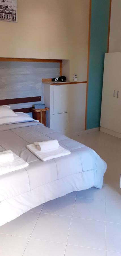 Tourist House Ostia Antica Hotel Понте Галерия Екстериор снимка