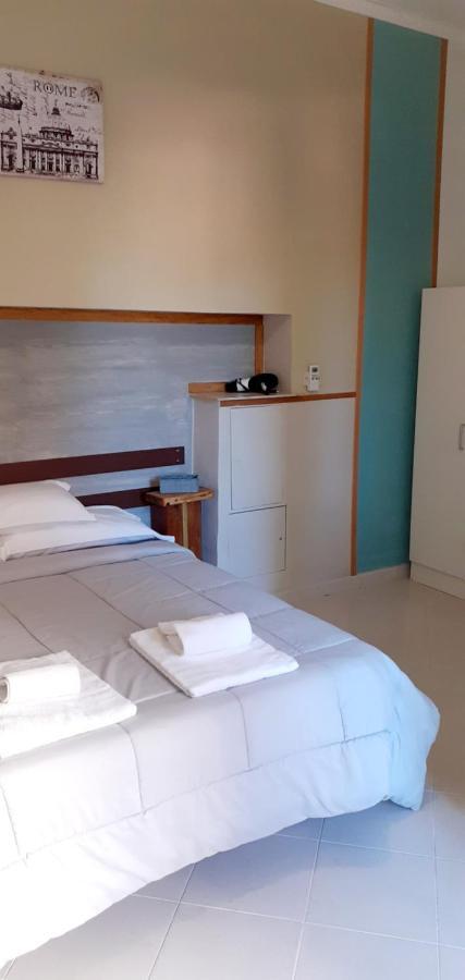 Tourist House Ostia Antica Hotel Понте Галерия Екстериор снимка